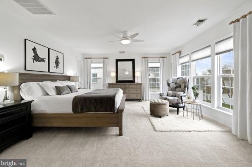 9012 Virginia Ter, Lorton VA  22079-3251 exterior