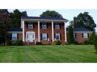 3716 Hemlock Park Dr, Kingsport, TN 37663-2064