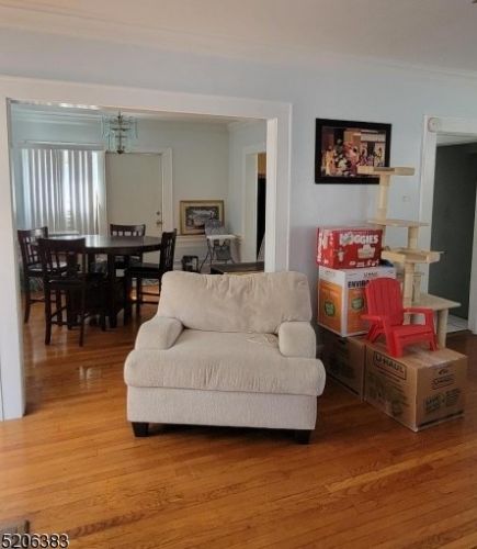 281 Dodd St, East Orange NJ  07017-1710 exterior