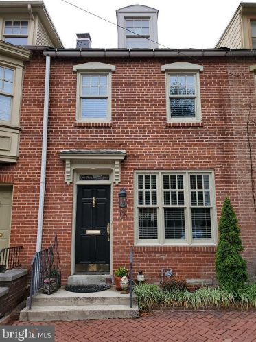 116 Boas St, Harrisburg, PA 17102-3306