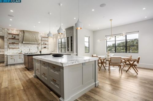 519 Miner Rd, Orinda CA  94563-1426 exterior