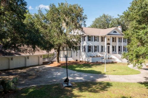 1580 Aztec Ln, Mount Pleasant SC 29464 exterior