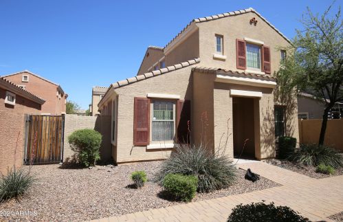 1696 Martingale Rd, Gilbert, AZ 85295-3511