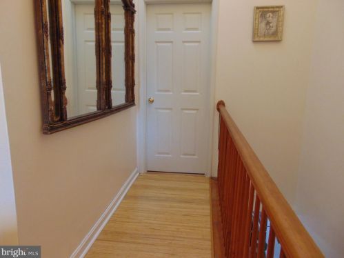 14833 Winding Loop, Woodbridge VA  exterior