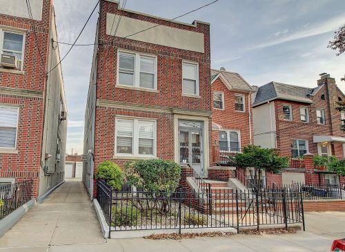 25-47 42nd St, Long Island City, NY 11103-1026