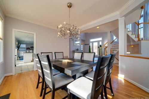 80 Olander Ln, Middletown CT 06457-1574 exterior