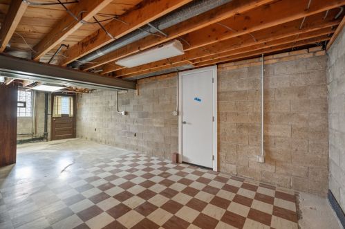 432 Marzolf Rd, Pittsburgh PA  15209-1117 exterior