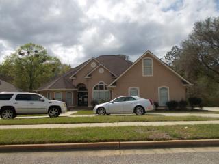 950 Creekstone Dr, Mobile, AL 36608-9461