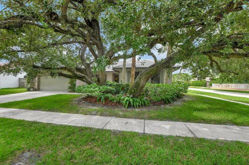 1398 19th St, Boca Raton, FL 33486-6639