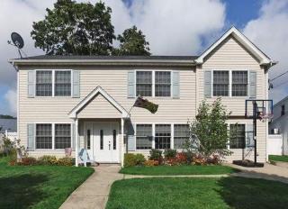 2118 North Dr, Seaford, NY 11783-2235