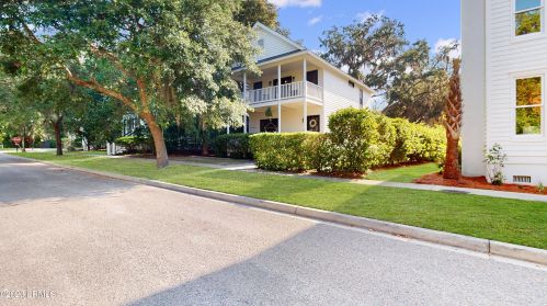 105 Bryan Dr, Beaufort, SC 29902-5262
