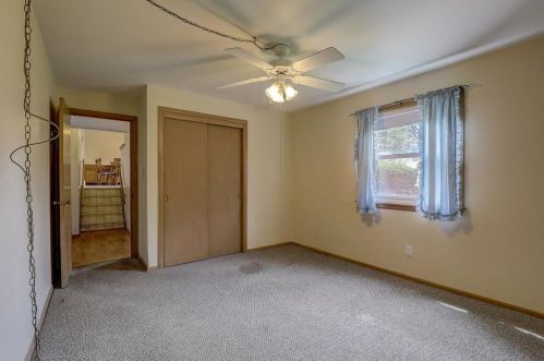 11315 Glenbrook Ln, Thiensville WI  53092-3113 exterior