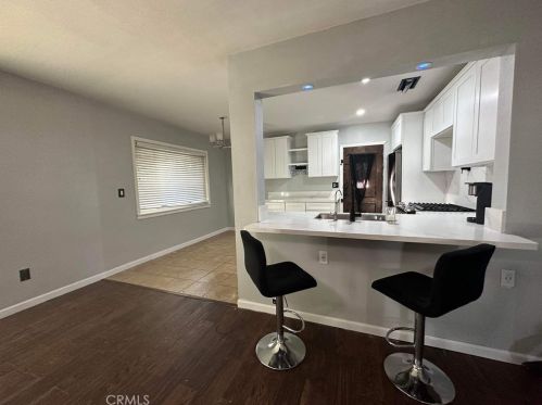 8268 Garfield St, Riverside CA  92504-3008 exterior