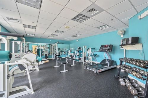 92 Greyhawk Dr, Mashpee MA 02649-4420 exterior