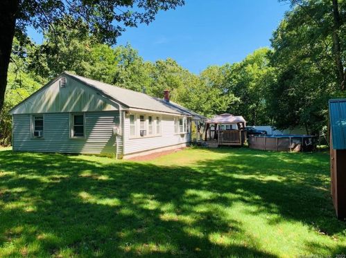 687 Bound Line Rd, Waterbury CT  06716-1542 exterior