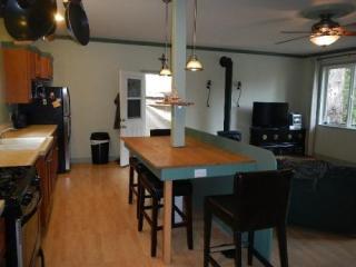 858 Redwood Rd, Shelter Cove, CA 95589-9102