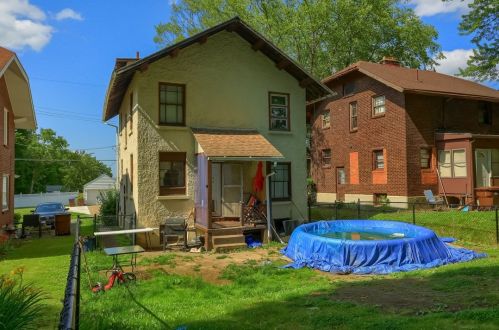 68 Shenango Blvd, Hermitage PA  16121-1736 exterior