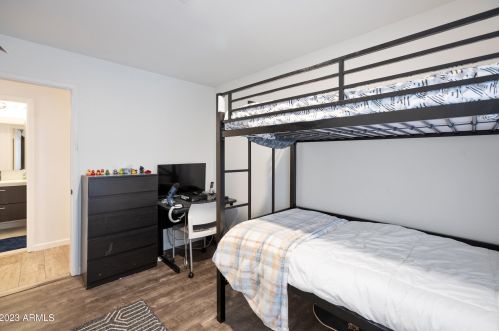 14207 20th St, Phoenix AZ 85022-4646 exterior