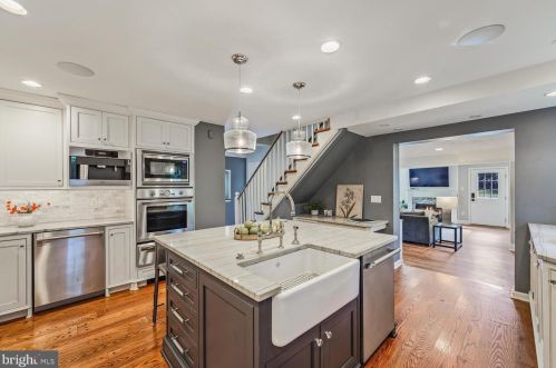 101 Marple Rd, Haverford PA  19041-1027 exterior