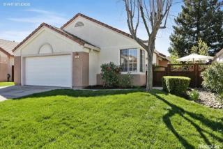 283 Union St, Roseville, CA 95678-6717