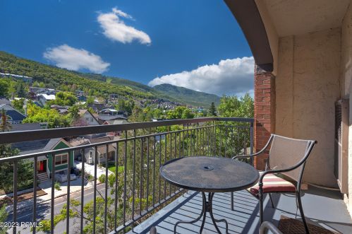 950 Park Ave, Park City, UT 84060-5154