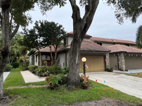 5129 Thyme Dr, West Palm Beach, FL 33418-3527
