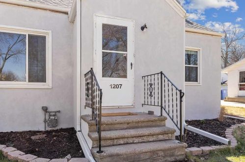 1207 14th Ave, Green Bay, WI 54304-2533