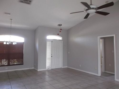 3213 5th St, Lehigh Acres, FL 33976-2405