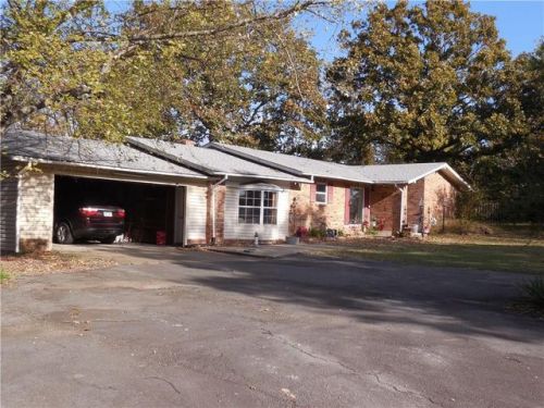 2832 Simmons Cir, Mountainburg, AR 72946-2958