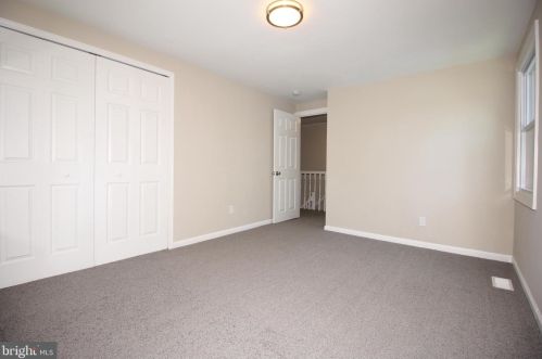 42 Temple Ln, Willingboro NJ  08046-3706 exterior