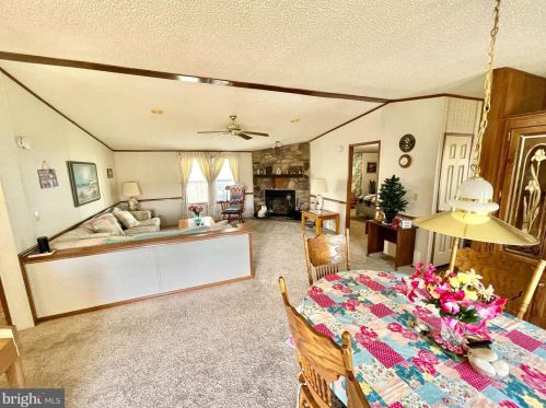 209 Persimmon Cir, Dover DE  19901-2535 exterior