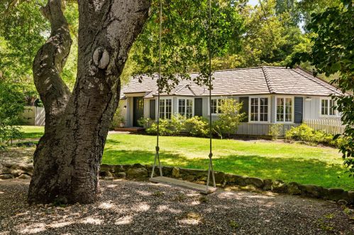 200 Miramar Ave, Santa Barbara CA  93108-2628 exterior
