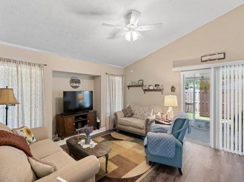 2545 86th Dr, Vero Beach FL  32966-5026 exterior