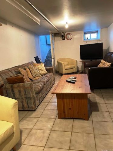 311 Rich Ave, Mount Vernon NY  10552-3010 exterior