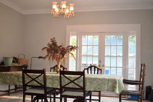 2610 2nd St, Saint Petersburg, FL 33704-2904
