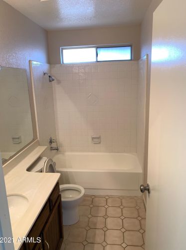 3906 Becker Ln, Phoenix AZ  85029-3907 exterior
