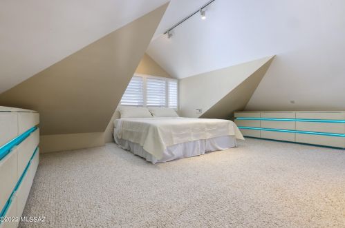 1042 3 Ave, Tucson AZ  85705-7472 exterior