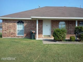 907 Camellia Ct, College Station TX  77840-4131 exterior
