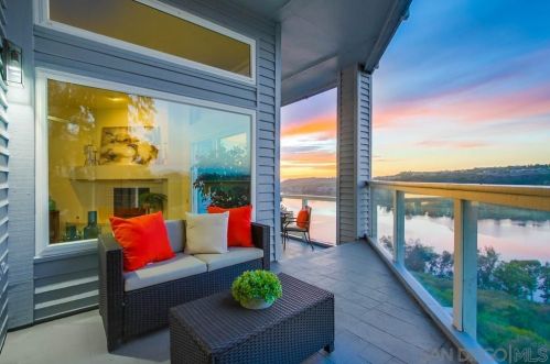 11026 Caminito Vista Pacifica, San Diego CA 92131-3301 exterior