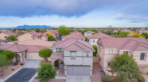 3642 Constitution Dr, Gilbert AZ  85296-8239 exterior