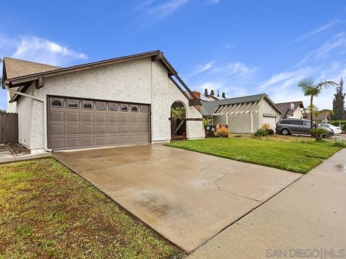 11439 Osoyoos Pl, San Diego, CA 92126-1445