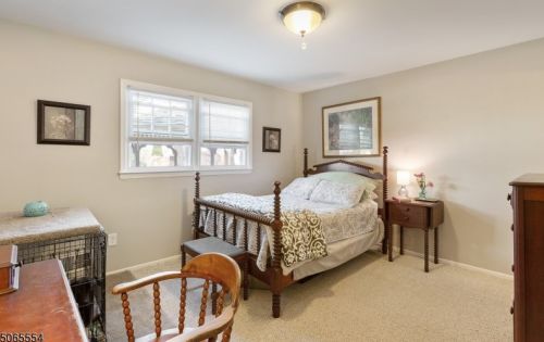 220 Martine Ave, Fanwood NJ  07023-1337 exterior