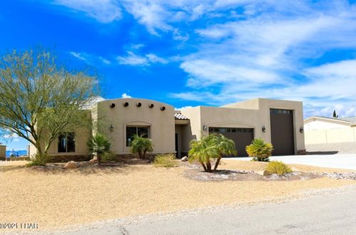 3711 Mission Dr, Lake Havasu City, AZ 86406-4247