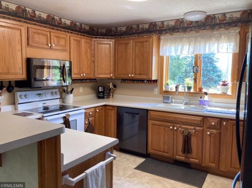 15248 309 Ave, Princeton MN 55371-4601 exterior