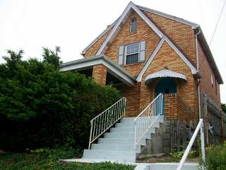 1101 Premier St, Pittsburgh, PA 15201-2156