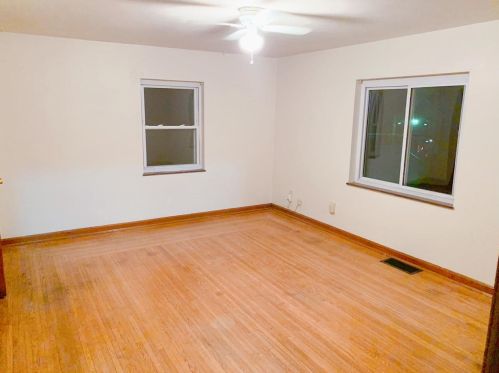 3849 Delmar Ave, Cincinnati, OH 45211-4840