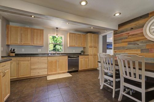 446 19th Ave, Oshkosh WI  54902-6866 exterior