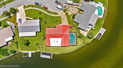 1270 Plum Ave, Merritt Island FL  32952-5848 exterior