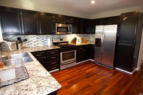 1032 Sonora Ct, Santa Rosa, CA 95401-9169