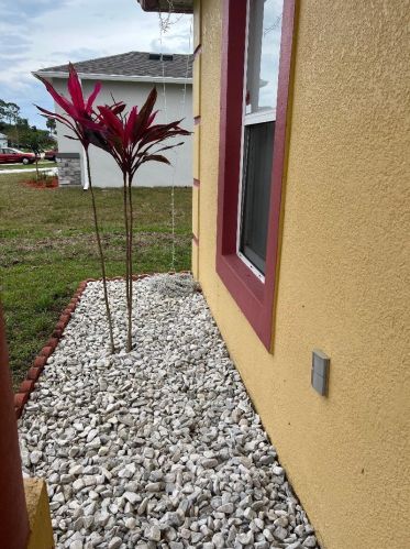 648 Delmonico St, Melbourne, FL 32907-3101